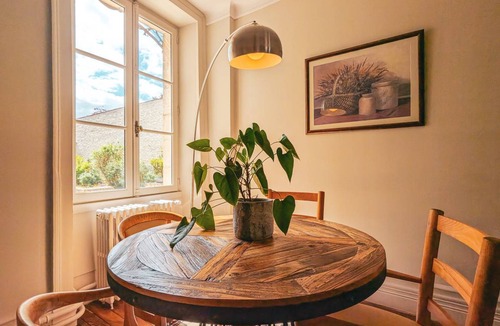 Chateauroux Cottage | 325 m² Cabin ∙ 8 bedrooms ∙ 15 guests
