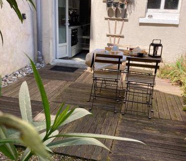 Rueil-Malmaison Apartment | 33 m² Apartment ∙ 1 bedroom ∙ 4 guests