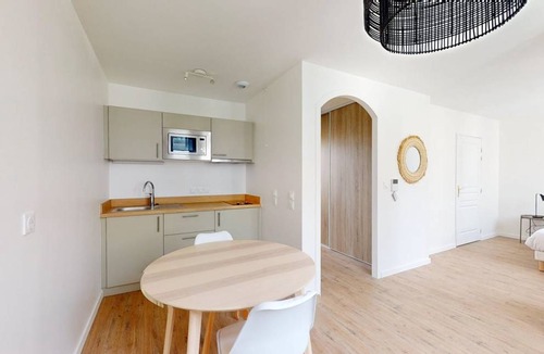 Chartres Resort | 33 m² Private room ∙ 1 bedroom ∙ 2 guests