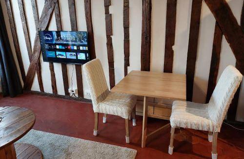 Notre-Dame Apartment | 35 m² Apartment ∙ 1 bedroom ∙ 2 guests