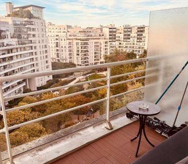 Faubourg de l'Arche Apartment | 35 m² Serviced apartment ∙ 3 guests