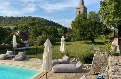 Lusigny-sur-Ouche Bed & Breakfast | 350 m² Bed and breakfast ∙ 5 bedrooms ∙ 13 guests