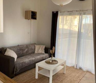 Tremblay-les-Gonesse Apartment | 37 m² Apartment ∙ 1 bedroom ∙ 4 guests