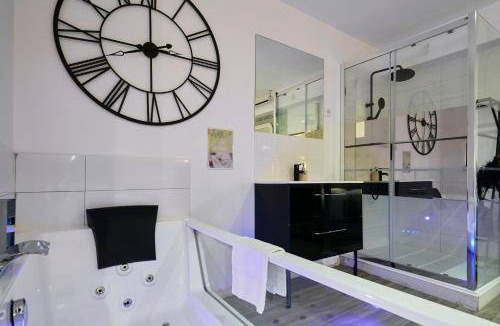 Roubaix Apartment | 39 m² Apartment ∙ 2 guests