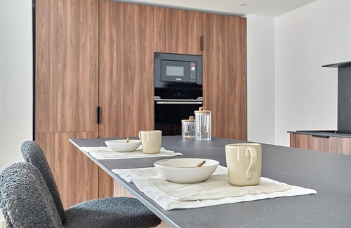 Vivienne Apartment | 4 BR/3 Bath APT with aircon in 2nd arrondissement