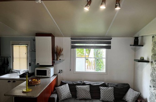 Saint-Hilaire-les-Places House | 40 m² Mobile home ∙ 3 bedrooms ∙ 6 guests