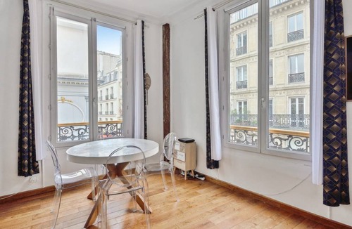 Bonne-Nouvelle Apartment | 40 m² Apartment ∙ 1 bedroom ∙ 4 guests