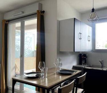 Meaux Apartment | 40 m² Apartment ∙ 1 bedroom ∙ 4 guests