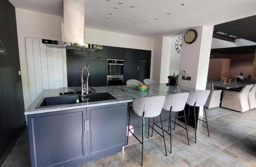 Mouvaux Bed & Breakfast | 400 m² Bed and breakfast ∙ 1 bedroom ∙ 2 guests