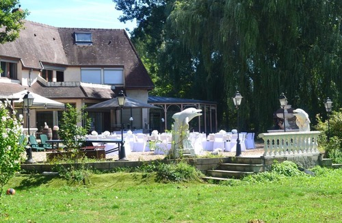 Courtenay Villa | 400 m² Villa ∙ 14 bedrooms ∙ 38 guests