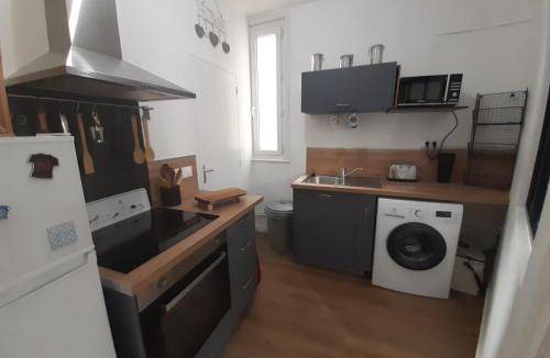 Saint-Jacques - Saint-Roch Apartment | 42 m² Apartment ∙ 1 bedroom ∙ 4 guests