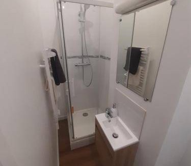 Saint-Jacques - Saint-Roch Apartment | 42 m² Apartment ∙ 1 bedroom ∙ 4 guests