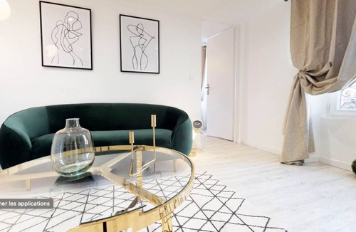 Fontainebleau Apartment | 42 M2 DESIGN LUXE # Plein centre# BESTOFBO1