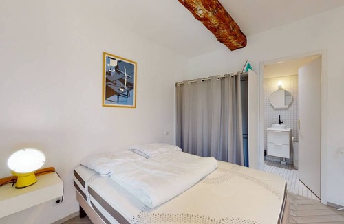Fontainebleau Resort | 420 m² Private room ∙ 1 bedroom ∙ 1 guest