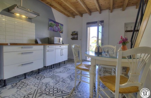 Saint-Jean-sur-Veyle House | 43 m² Gîte ∙ 1 bedroom ∙ 2 guests