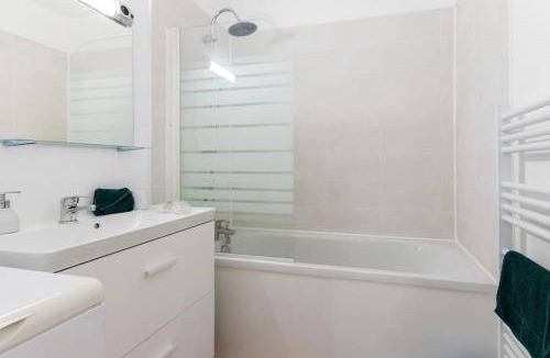 Devant-les-Ponts Apartment | 45 m² Apartment ∙ 1 bedroom ∙ 4 guests