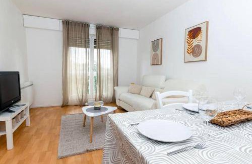 Devant-les-Ponts Apartment | 45 m² Apartment ∙ 1 bedroom ∙ 4 guests