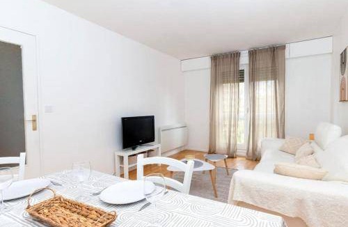 Devant-les-Ponts Apartment | 45 m² Apartment ∙ 1 bedroom ∙ 4 guests