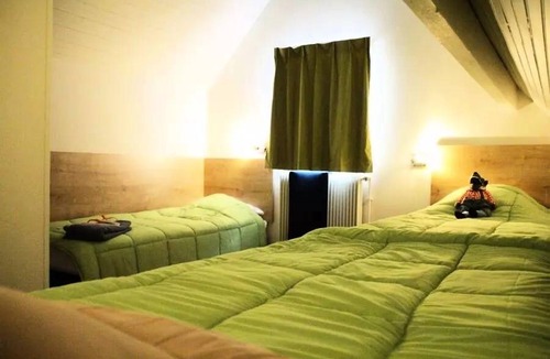 Amboise Ski Chalet | 46 m² Chalet ∙ 2 bedrooms ∙ 6 guests