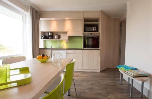 Bleriot-Plage Resort | 48 m² Resort ∙ 3 bedrooms ∙ 7 guests