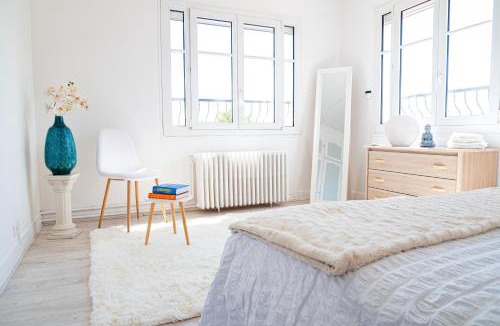 Jussieu Villa | 5 min château Charmante maison et son jardin privé
