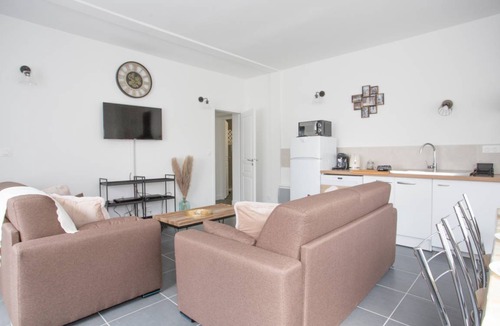 Serifontaine Apartment | 50 m² Apartment ∙ 1 bedroom ∙ 6 guests