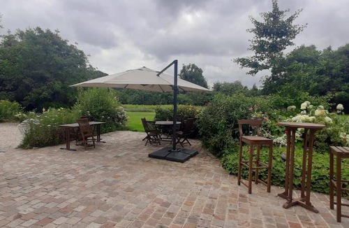 Auzouville-sur-Saane Bed & Breakfast | 50 m² Bed and breakfast ∙ 4 guests