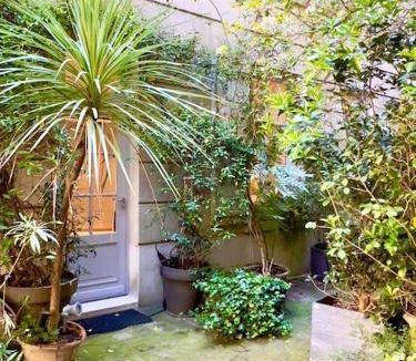 Saint-Germain-en-Laye Apartment | 50 m² Apartment ∙ 1 bedroom ∙ 2 guests