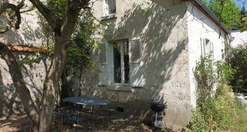 Ronquerolles House | 50 m² House ∙ 2 bedrooms ∙ 4 guests