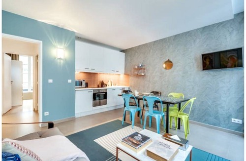 Quartier de la Porte-Saint-Denis Apartment | 54 m² Apartment ∙ 2 bedrooms ∙ 2 guests