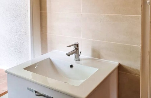 Saint-Sernin-du-Bois House | 54 m² House ∙ 2 bedrooms ∙ 4 guests