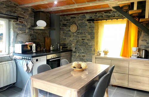 Chooz House | 55 m² Gîte ∙ 1 bedroom ∙ 2 guests