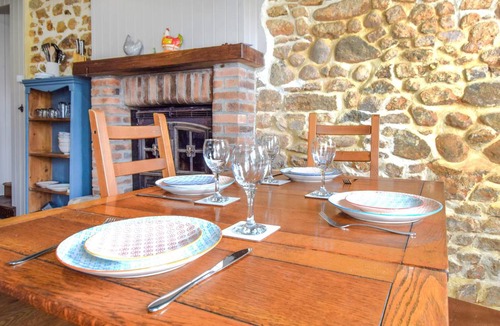 Passais-Villages House | 55 m² House ∙ 2 bedrooms ∙ 4 guests