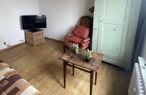Neudorf Est Apartment | #6 apartment 40m2 2 rooms Top floor in a quiet area
