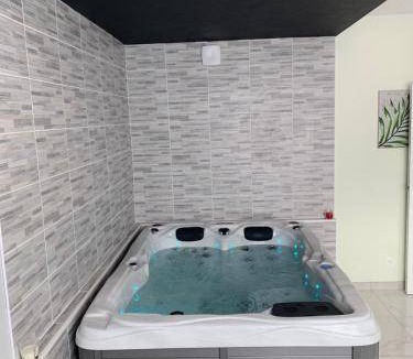Aulnoy-lez-Valenciennes Apartment | 60 m² Apartment ∙ 1 bedroom ∙ 2 guests