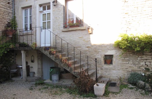 Ancy-le-Franc House | 60 m² House ∙ 1 bedroom ∙ 4 guests