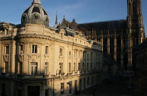 Reims City Centre Apartment | 62 m² Apartment ∙ 4 guests