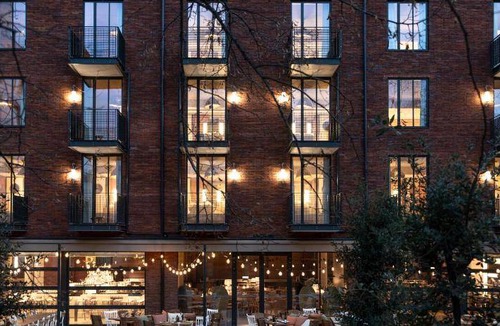 Les Puces de Saint-Ouen Hotel | 62 m² Hotel ∙ 127 guests