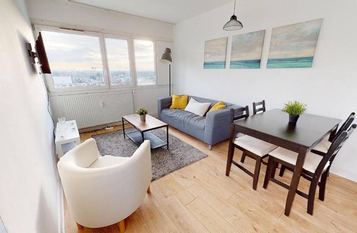 Mons-en-Baroeul Resort | 63 m² Private room ∙ 1 bedroom ∙ 1 guest