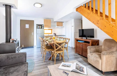 Eppe-Sauvage House | 65 m² House ∙ 3 bedrooms ∙ 8 guests