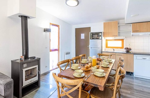 Eppe-Sauvage House | 65 m² House ∙ 3 bedrooms ∙ 8 guests