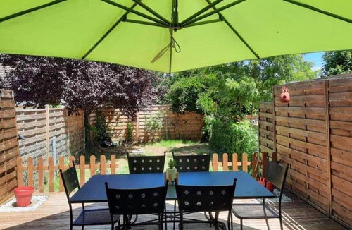 Cheptainville Apartment | 69 m² Apartment ∙ 2 bedrooms ∙ 7 guests