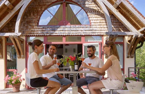 Bar-sur-Seine House | 700 m² Gîte ∙ 9 bedrooms ∙ 26 guests