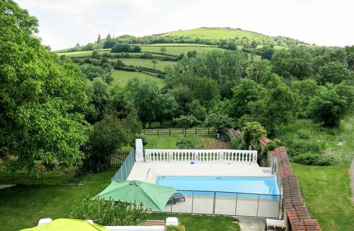 Epertully Other | 75 m² Accommodation ∙ 2 bedrooms ∙ 4 guests