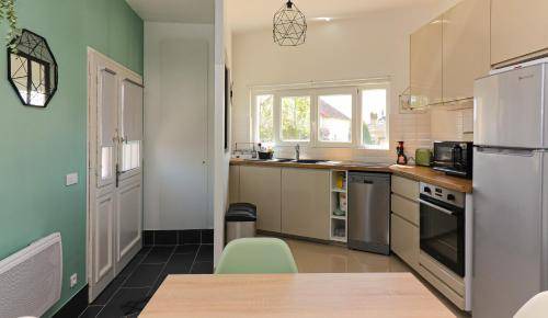 Chanteloup-les-Vignes Apartment | 75 m² Apartment ∙ 2 bedrooms ∙ 9 guests
