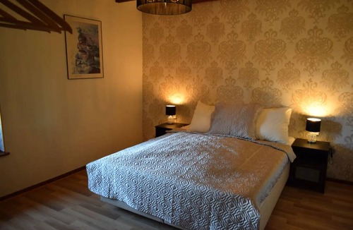 Marcheseuil House | 75 m² House ∙ 2 bedrooms ∙ 5 guests
