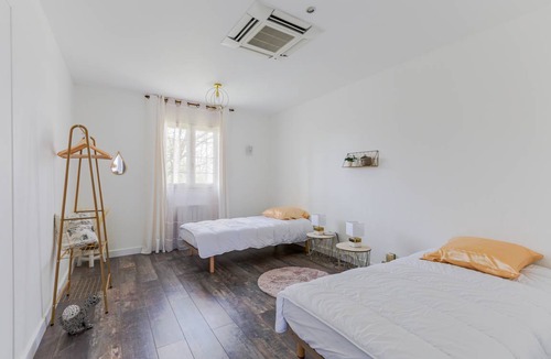 Gisors Apartment | 76 m² Apartment ∙ 2 bedrooms ∙ 5 guests