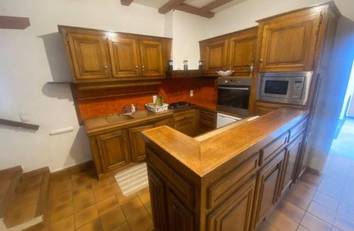 Pierrefitte-sur-Seine House | 8 Bedroom Private vacation home in Pierrefitte-sur-Seine