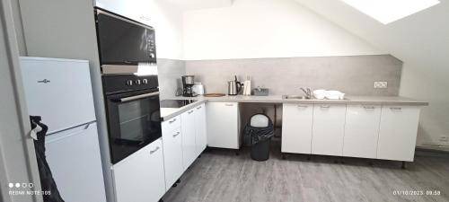Denain Apartment | 80 m² Apartment ∙ 2 bedrooms ∙ 6 guests