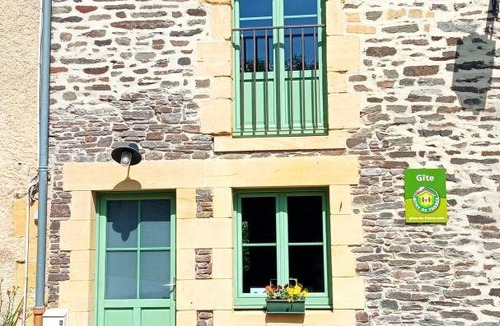 Haulme House | 80 m² Gîte ∙ 2 bedrooms ∙ 4 guests